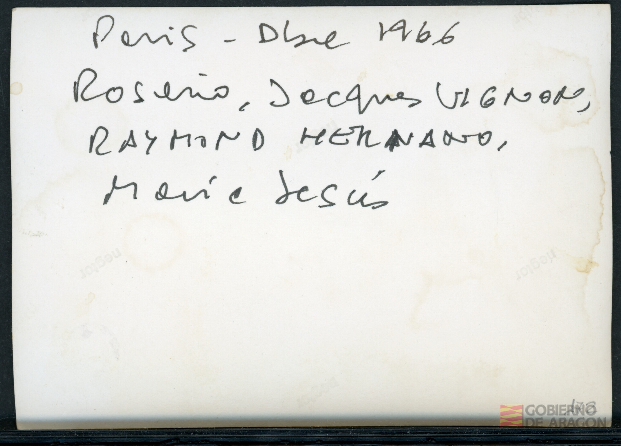 "Rosario, Jacques Vignon, Raymond Hernando y María Jesús en París".