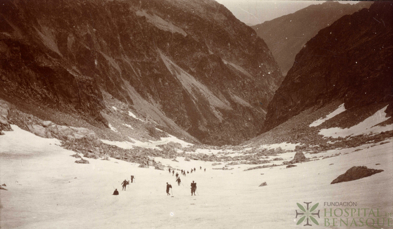 Descente du Col d'Estom. Region de Cauterets.