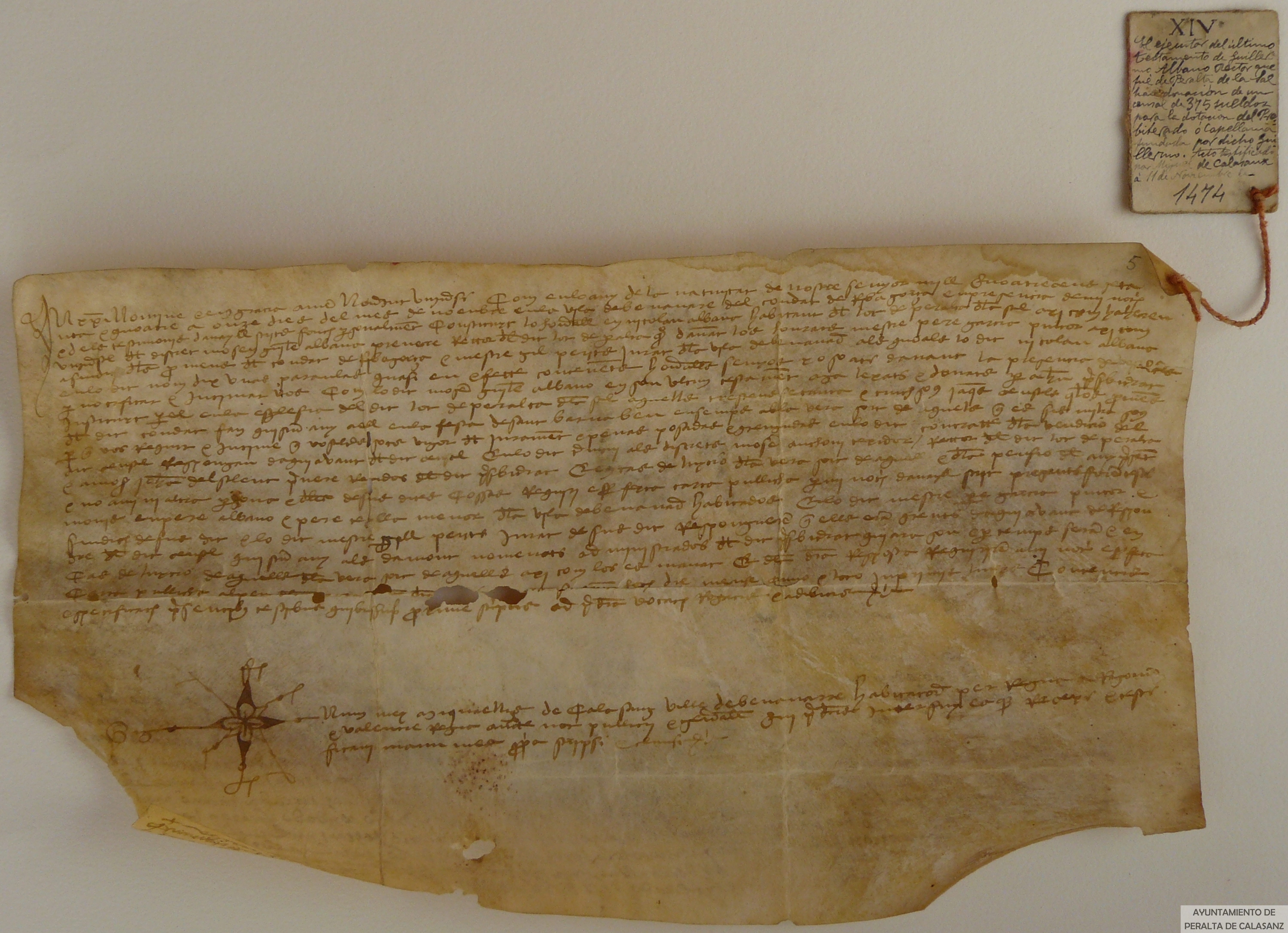 Nicolau Albano, habitante en Peralta de la Sal y ejecutor testamentario de Guillermo Albano, rector de dicho lugar, comparece en Benabarre ante las autoridades del condado para informar de que Guillermo, en su testamento, ha legado el censal que le pagaba el condado de Ribagorza a favor de un presbiterato en la iglesia de Peralta