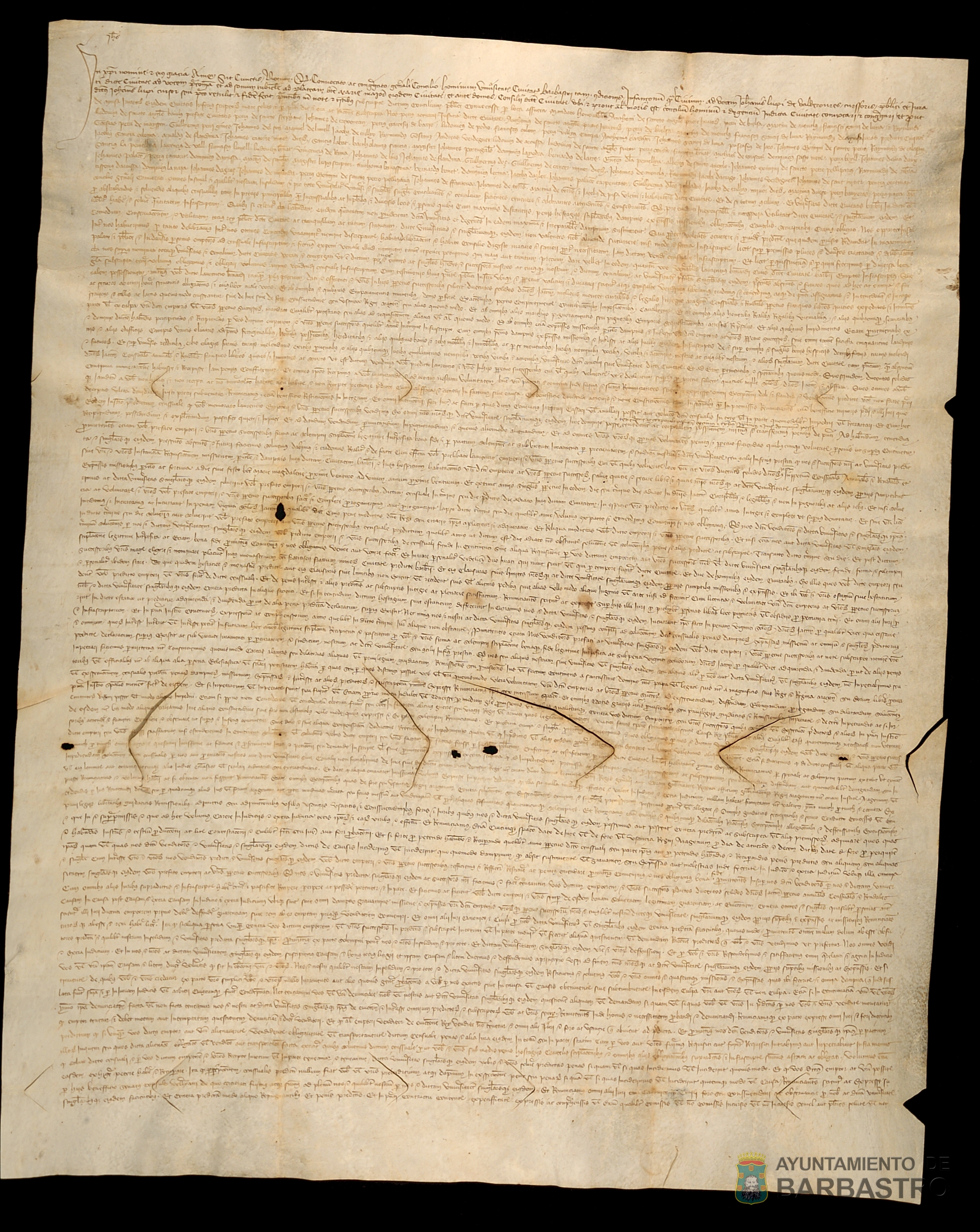 Censal vendido por el Concejo de Barbastro a favor de Lorenzo Bernard de 200 sueldos jaqueses de pension anual por 4000 sueldos jaqueses de propiedad pagaderos el dia de la fiesta de santa Maria Magdalena. Notº. Pedro Garces de Barrio