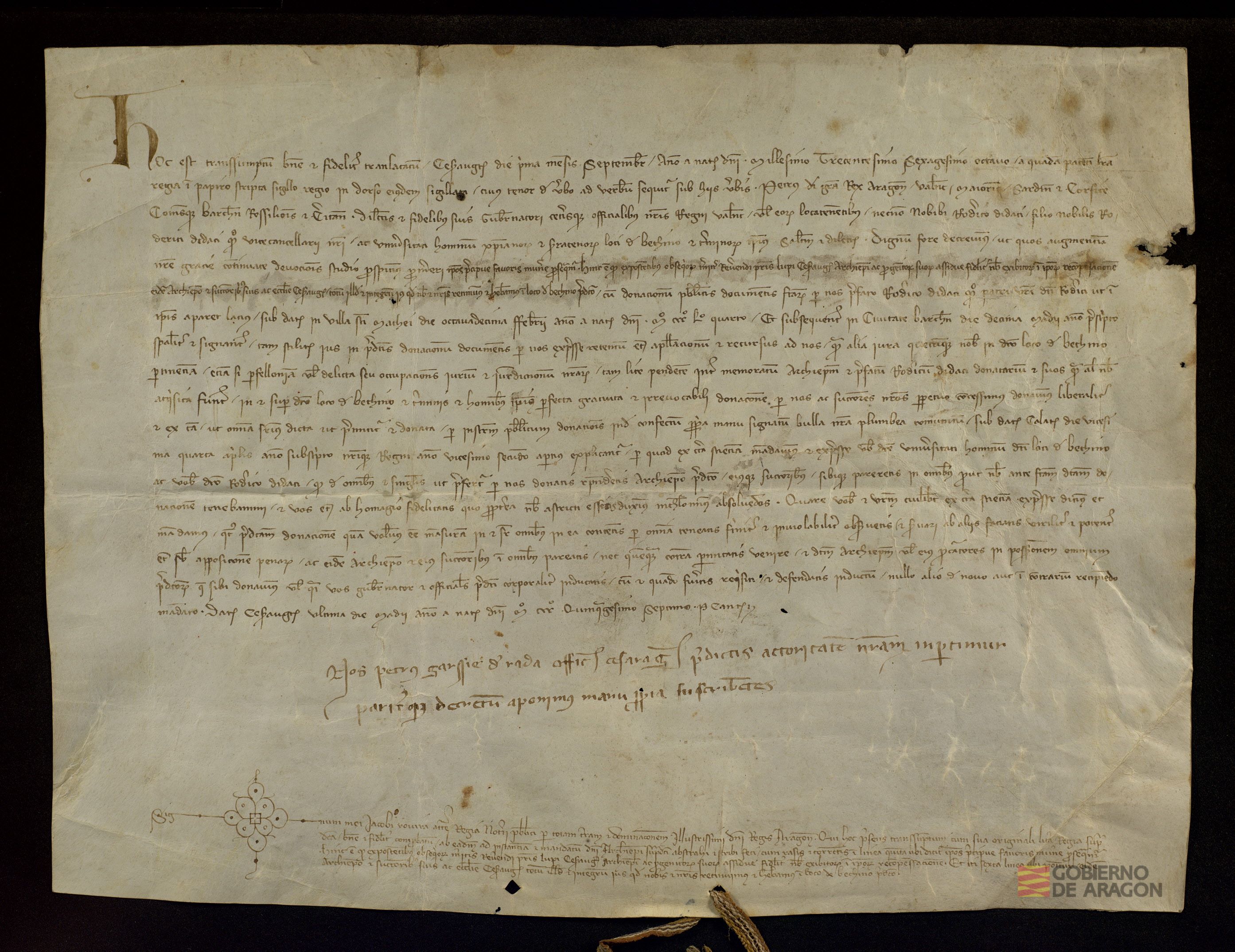 Pedro IV, rey de Aragón, ordena a Rodrigo Díaz, hijo del difunto vicecanciller Rodrigo Díaz, que respete la donación de derechos jurisdiccionales en Betxi concedida a favor de Lope Fernández de Luna, arzobispo de Zaragoza.