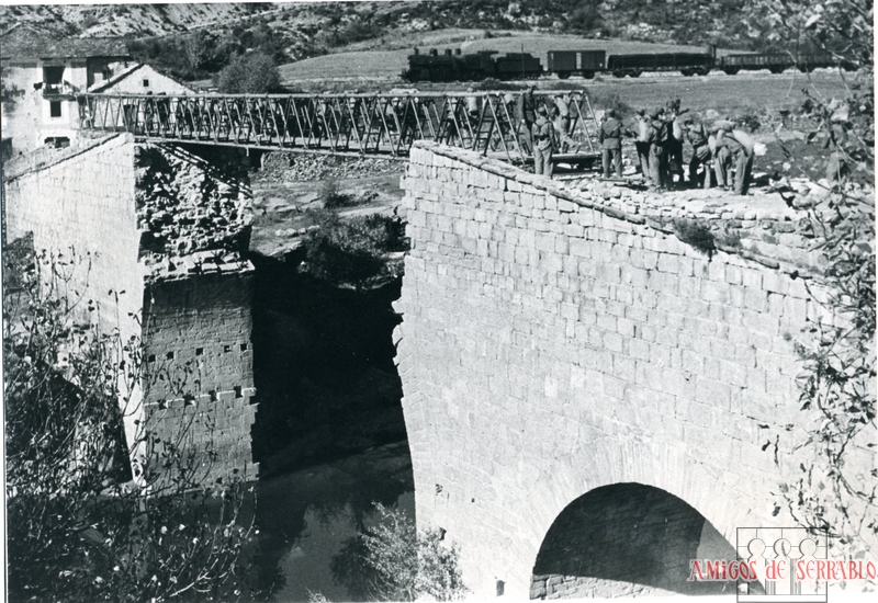 Republicanos en el puente de Fanlo durante la Guerra Civil