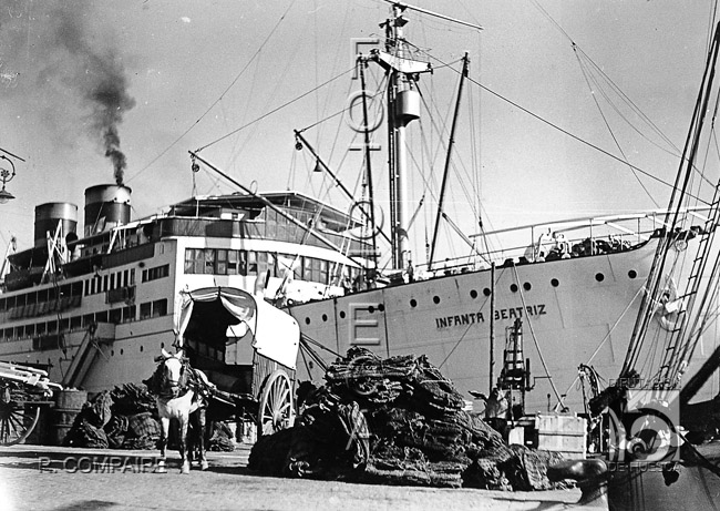 "Descarga en el puerto". Ricardo Compairé Escartín. Barcelona