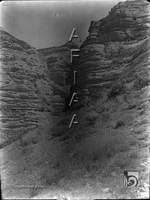 Acercamiento al barranco de las Gorgas de San Julián. Ricardo del Arco y Garay. Lierta. Hoya de Huesca