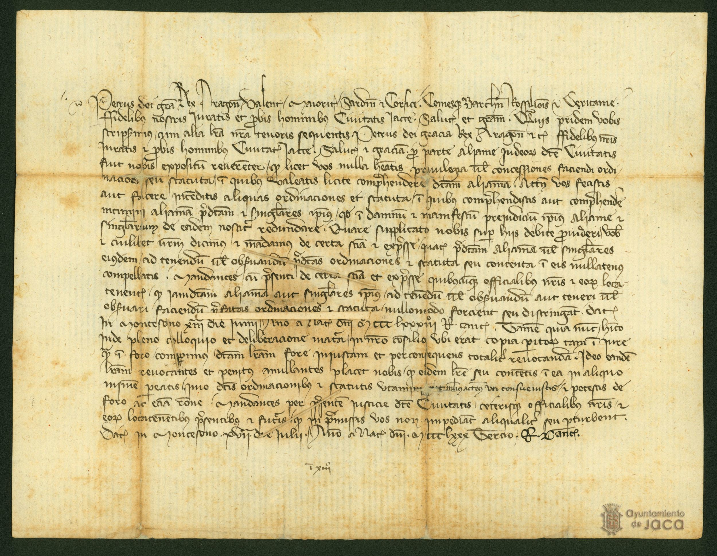 El rey Pedro IV revoca los privilegios dados a la aljama de la ciudad de Jaca y ordena hacer todos los estatutos por igual, tanto para los cristianos como para los judíos