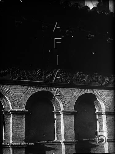 Casa de los Argensola. Parte superior de la fachada. Ricardo del Arco y Garay. Barbastro. Somontano