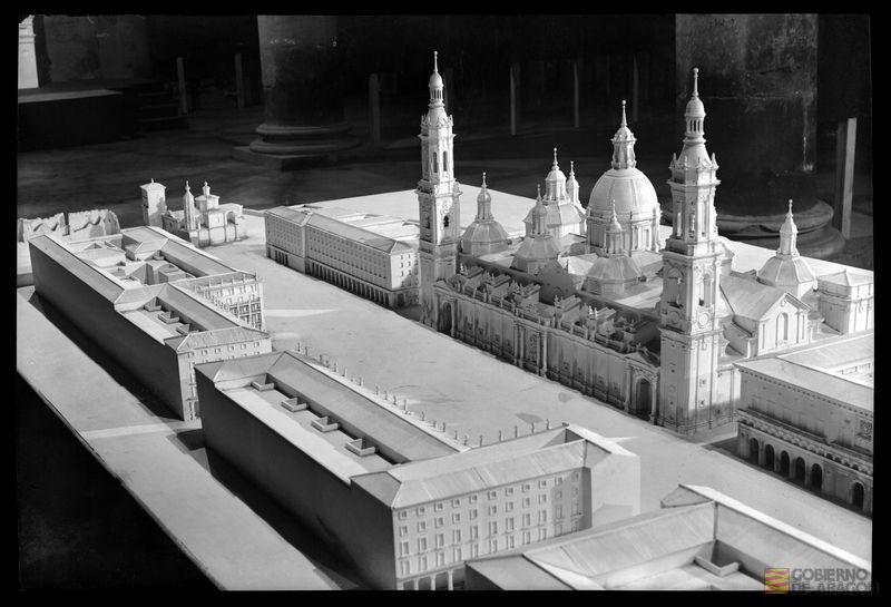 Maqueta de la plaza del Pilar. Manuel Coyne