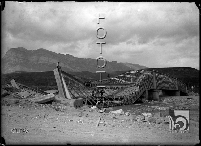 "Destrozos de la guerra. Puente". José Oltra Mera. Aínsa