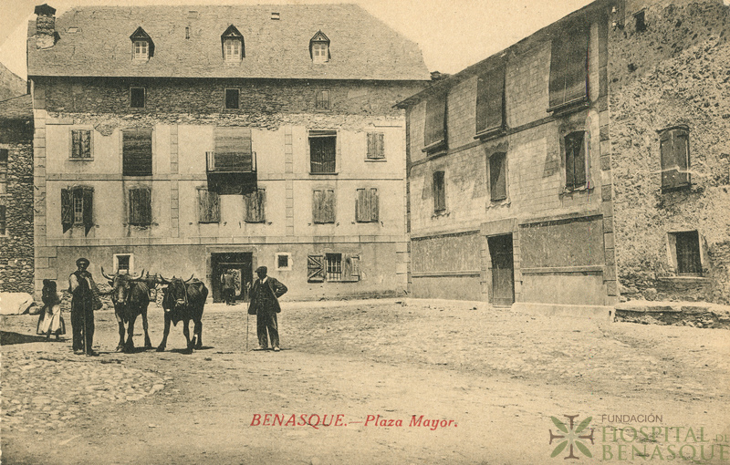 "Benasque. Plaza Mayor."