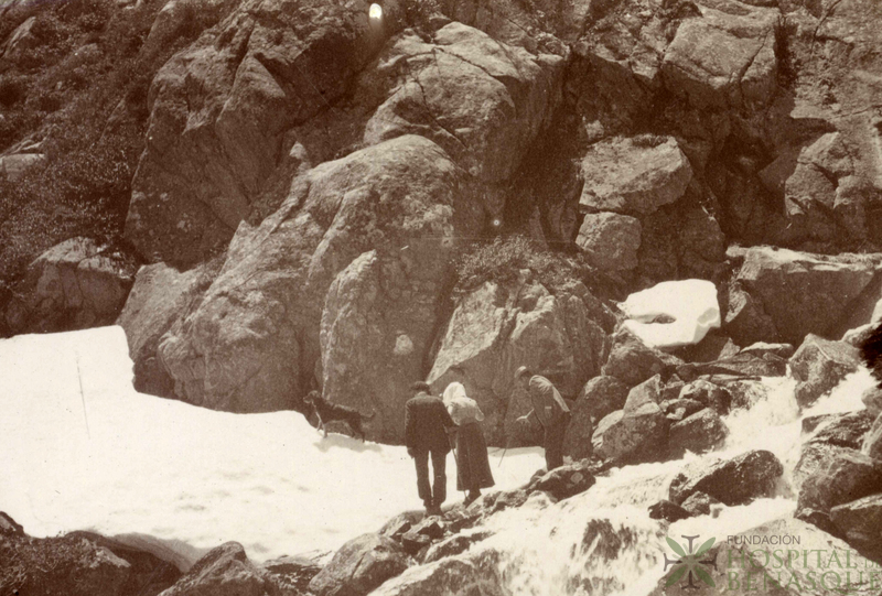 Lac de Caderolles. Region de Campan.