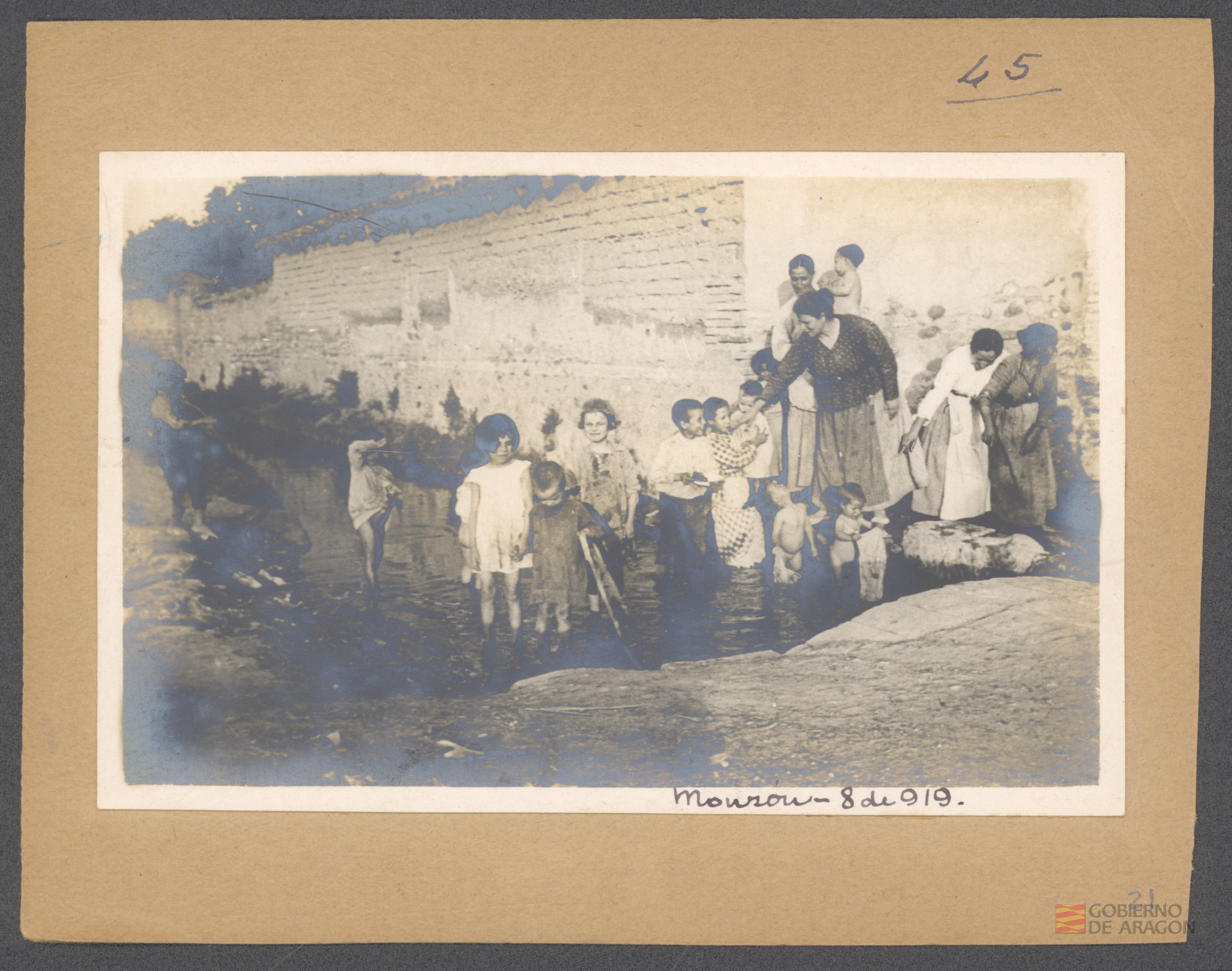 "Monzón. 8 de 919". Monzón