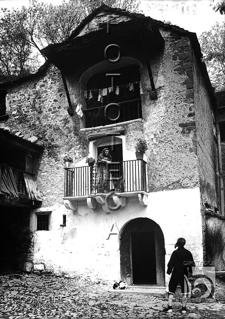 "Fachada principal Casa Viu". Ricardo Compairé Escartín. Torla