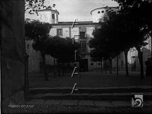 Plaza de la Constitución y ayuntamiento. Ricardo del Arco y Garay. Barbastro. Somontano