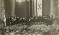 Coro de la Sección Femenina de Huesca. II Concurso Nacional de Coros y Danzas que se se celebró en Huesca