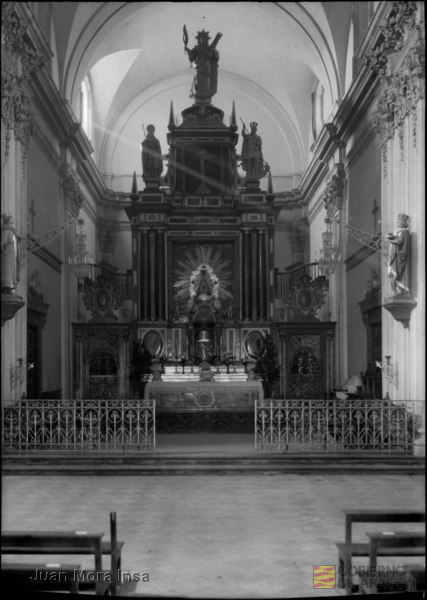"Zaragoza, iglesia del Portillo. Altar mayor.". Juan Mora Insa