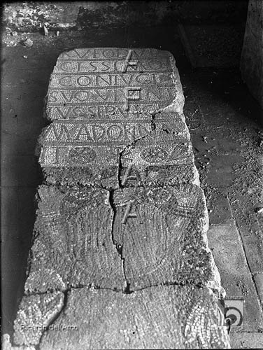 Monte Cillas. Restos de un mosaico romano. Ricardo del Arco y Garay. Coscojuela de Fantova. Somontano