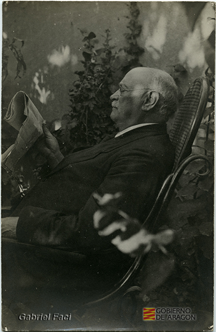 Retrato de Serafín Faci, sentado leyendo un diario. Gabriel Faci Abad