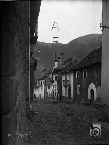 Calle Veral o de Navarra. Ricardo del Arco y Garay. Ansó