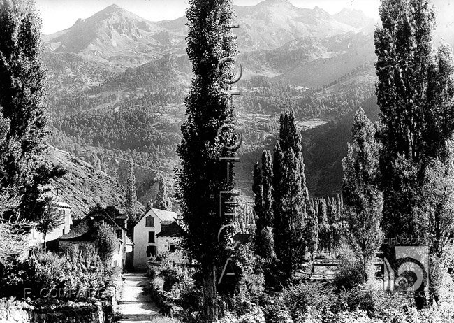 "Barrio del Aguas Limpias". Ricardo Compairé Escartín. Sallent de Gállego