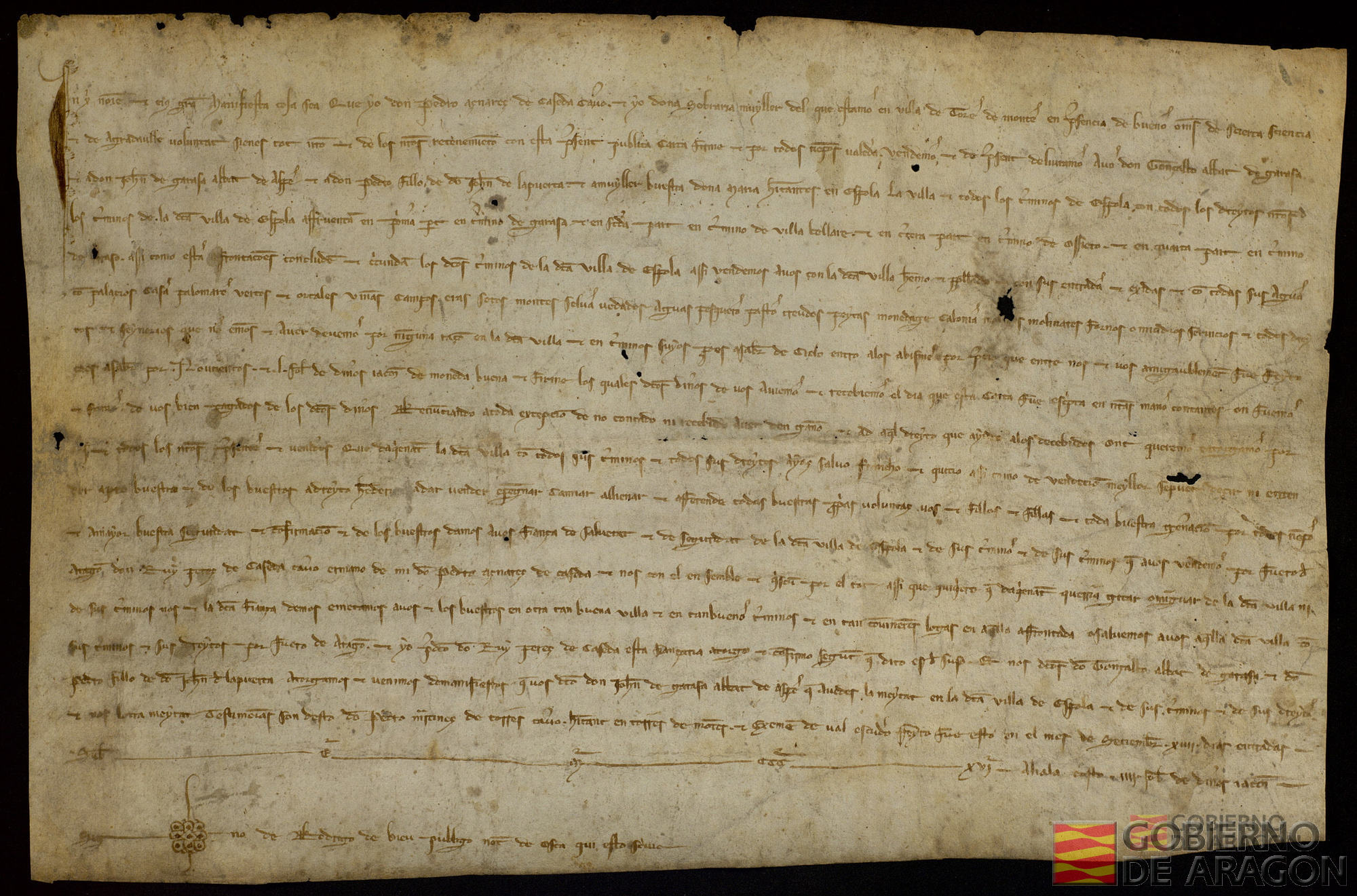 Carta pública de compraventa de la villa de Yéspola y todo su término y los derechos que en ella poseen, otorgada por don Pedro Aznárez de Caseda, caballero, y su mujer doña Sobraria en favor del abad de Garasa, don Gonzalo, de don Juan de Garasa, abad de Aspe, de don Pedro, hijo de don Juan de Lapuerta, y su mujer doña María, habitantes en Yéspola, por precio pactado de 950 sueldos jaqueses