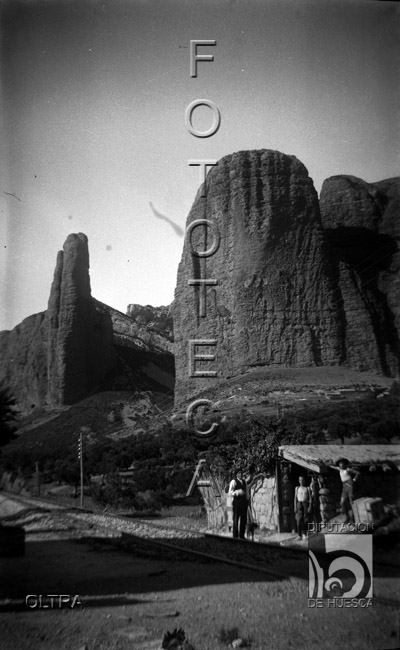 "Los Mallos". José Oltra Mera. Riglos