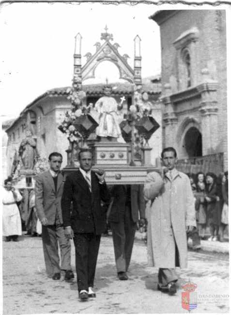Procesión. El niño de la bola. La Puebla de Alfindén