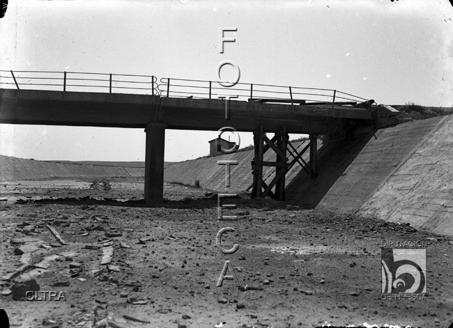 "Destrozos de la guerra. Puente". José Oltra Mera. Robres