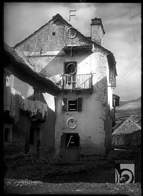 "Calle y casa ansotana". Ricardo Compairé Escartín. Ansó