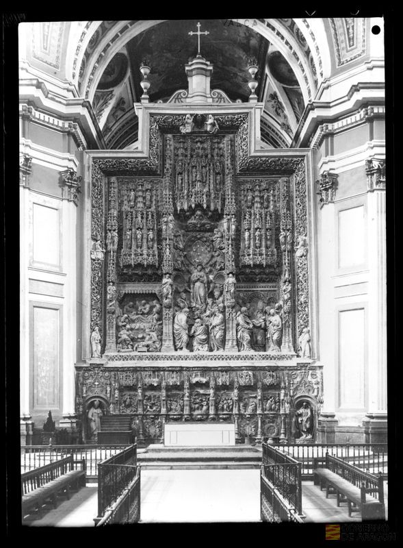 Retablo del altar mayor de la catedral basílica de Nuestra Señora del Pilar, dedicado a la Asunción de la Virgen