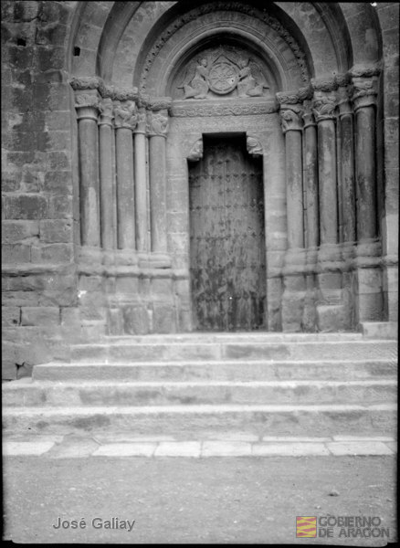 Ejea de los Caballeros (Zaragoza). Iglesia de San Salvador. Portada Oeste. José Galiay Sarañana