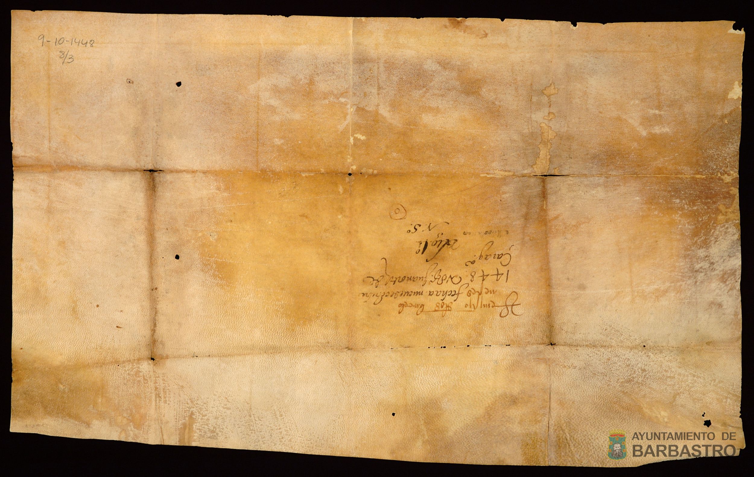 Sentencia que absuelve al Concejo de Barbastro de alterar el valor de las monedas menudas barcelonesas y realetes, establecido en 10 sueldos jaqueses cada florin de oro de Aragon.