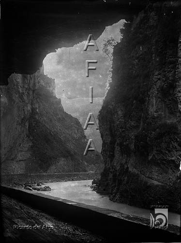 Estrecho de las Devotas. Ricardo del Arco y Garay. Valle de Bielsa. Sobrarbe