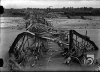 "Destrozos de la guerra. Puente". José Oltra Mera. Albalate de Cinca