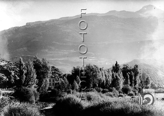 "Alrededores". Ricardo Compairé Escartín. Villanúa