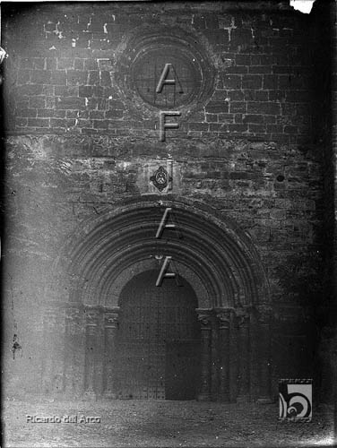Monasterio de Santa María la Real. Portada de la iglesia. Ricardo del Arco y Garay. Fitero (Navarra)