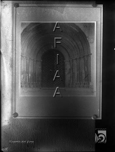 La excatedral. Portada. Ricardo del Arco y Garay. Roda de Isábena. Ribagorza