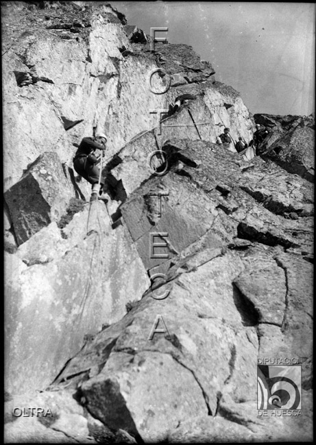 Escaladores. José Oltra Mera. Benasque. Alto É. Ribagorza