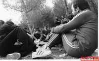 Asamblea ilegal de los trabajadores de Balay en los Pinares de Venecia de Zaragoza