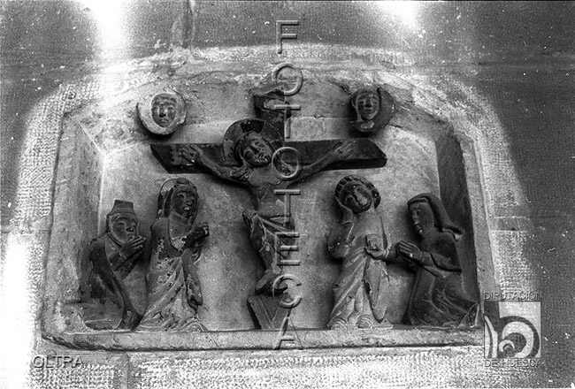 Relieve de un capitel del claustro de la iglesia de San Pedro el viejo. José Oltra Mera. Huesca. Hoya de Huesca