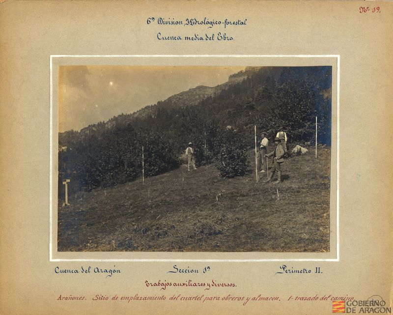 Cuenca del río Aragón. Sección 1ª Perímetro II. Trabajos auxiliares y diversos. Arañones. Sitio de emplazamiento del cuartel para obreros y almacén. 1 Trazado del camino
