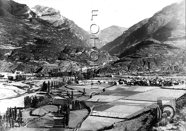 "Vista desde la vía". Ricardo Compairé Escartín. Villanúa