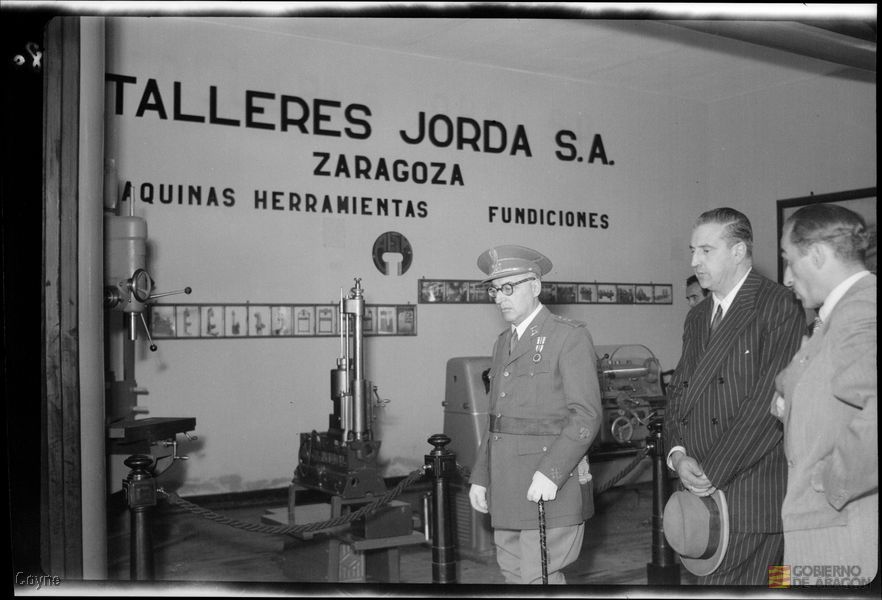 Feria de Muestras de Zaragoza. Talleres Jorda. Maquinaria, herramientas, fundiciones. Visitantes ilustres