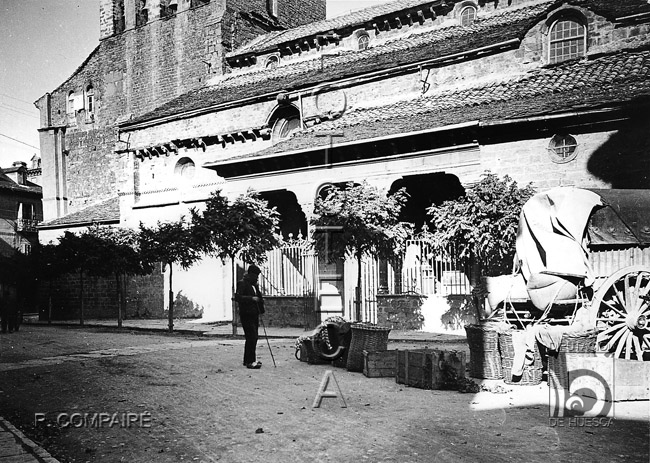"Lonja de la catedral y plaza del mercado". Ricardo Compairé Escartín. Jaca