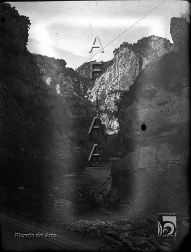 Foz desde la carretera. Ricardo del Arco y Garay