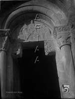 Iglesia de Santiago. Tímpano de la Epifanía. Ricardo del Arco y Garay. Agüero. Hoya de Huesca
