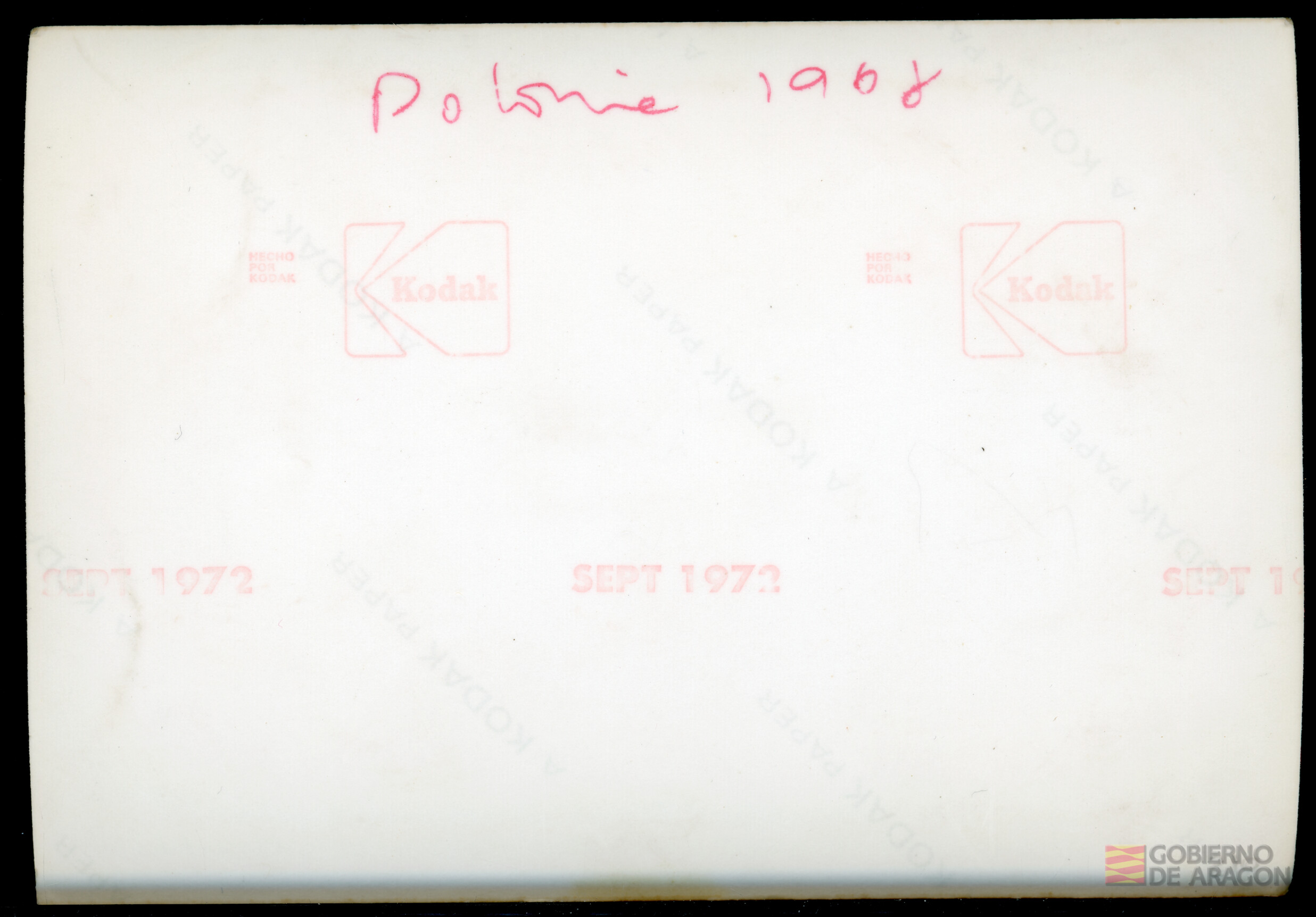 Ángel Conte Cazcarro junto con un grupo de amigas de viaje en Polonia