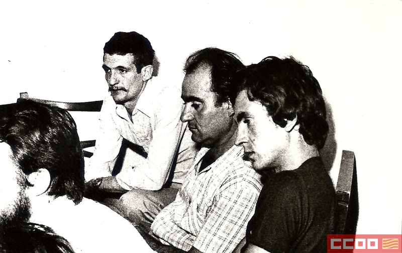 Presentación ante la prensa del Bono de CCOO, un pre-carné de 25 pesetas creado en la Asamblea de Barcelona en julio de 1976