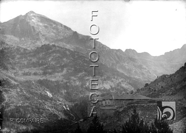 "Baños y Literola". Ricardo Compairé Escartín. Benasque