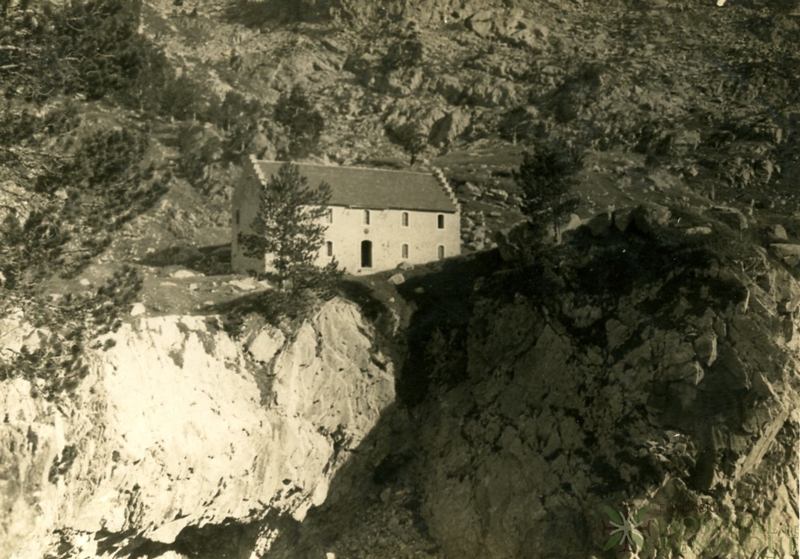 Vista del refugio de la Renclusa.
