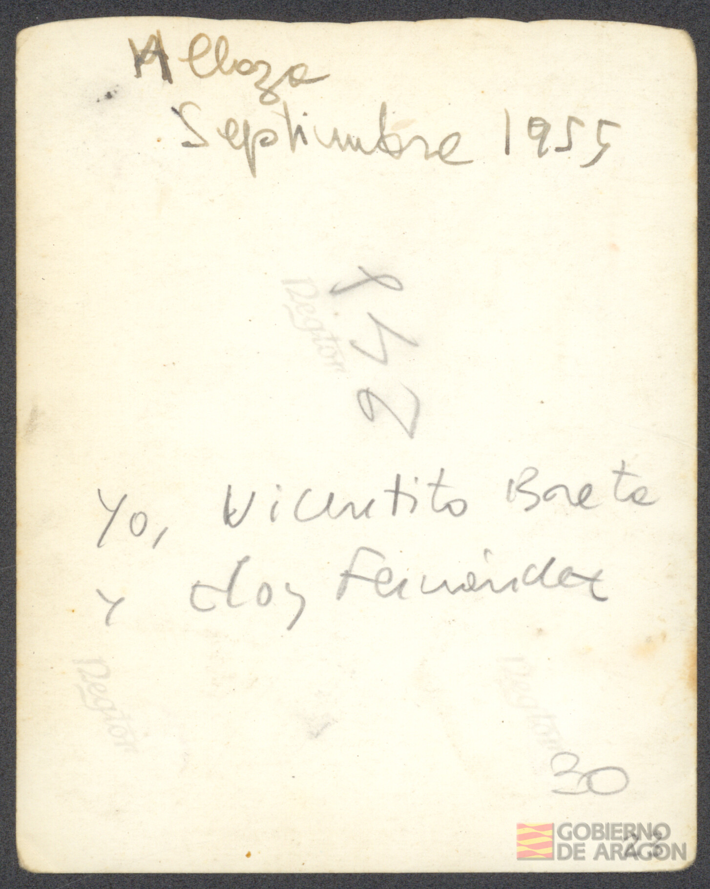 Ángel Conte Cazcarro junto con sus amigos Eloy Fernández Clemente y Vicentito en Alloza